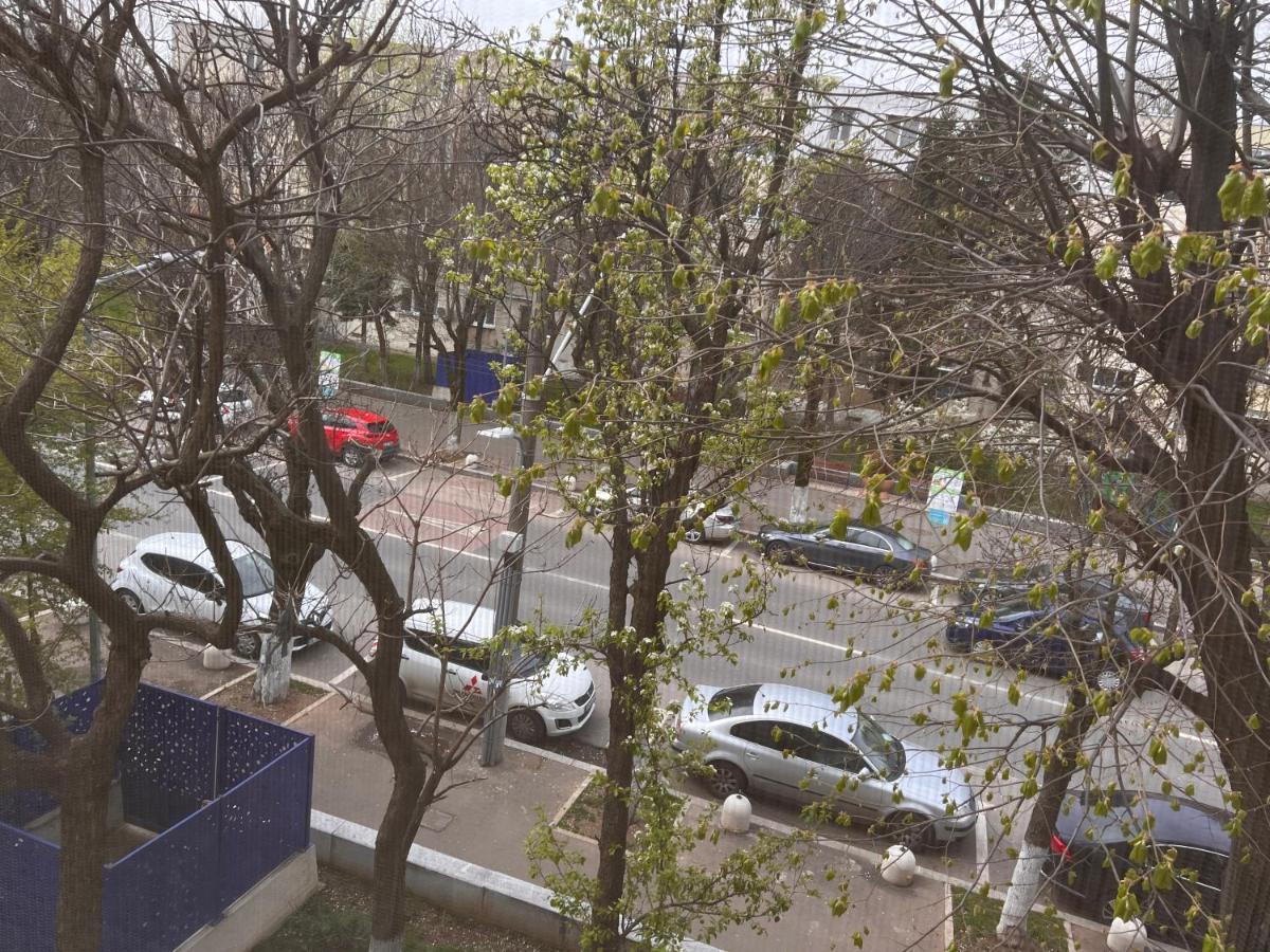 Apartament 2 Camere Aproape De Spitalul Obregia Si Bagdasar Nu Ofer Factura Bucharest Luaran gambar